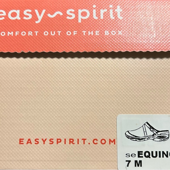 🌹New Easy Spirit Slip-On Shoes🌹 - Picture 6 of 10